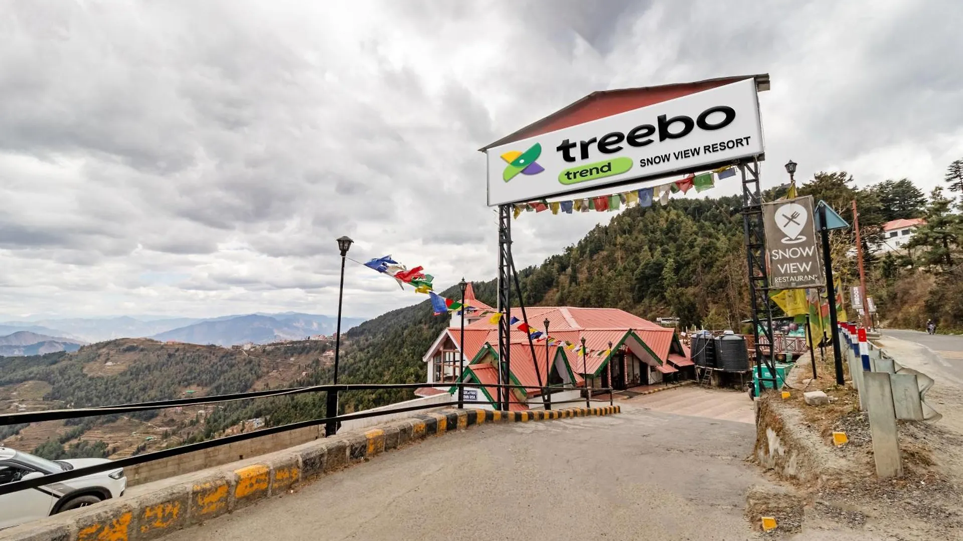 *** Hotel Treebo Snow View Resort Kufri With Mountain View India