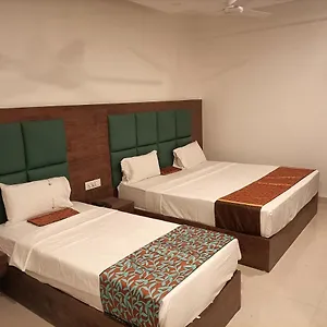 Ambience Plaza Near Igi Airport Delhi Hotel New Delhi